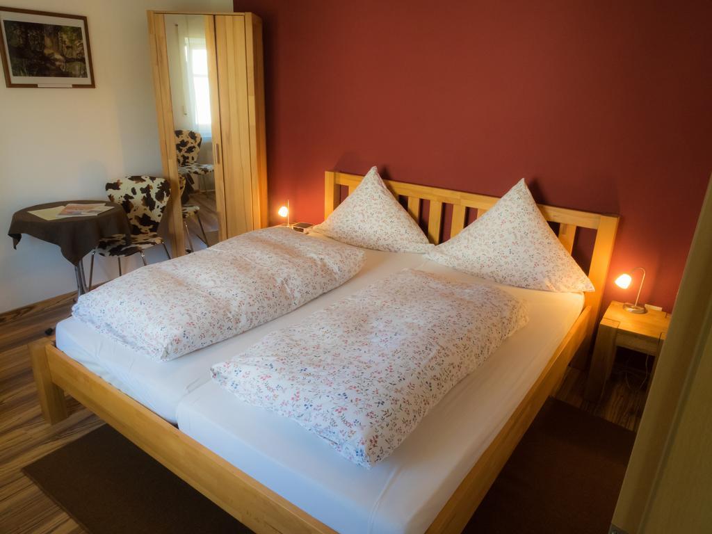 Gasthof Zum Goldenen Kreuz Wilhelmsdorf  Kamer foto